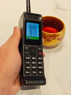 华强北 GiffGaff 卡 4